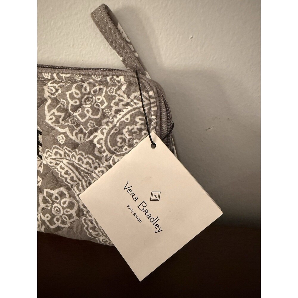 Vera Bradley Ohio State Wristlet RFID Gray White Bandanna NEW - Picture 3 of 11